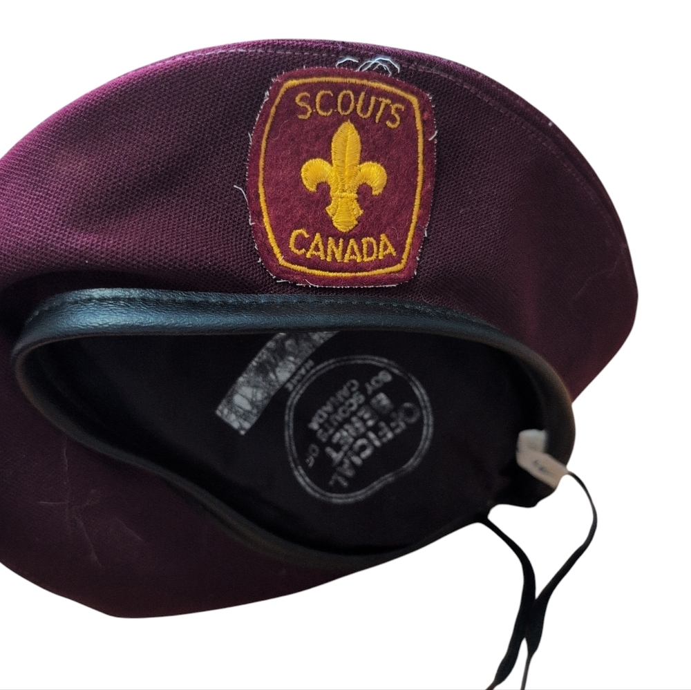 Vintage Scouts Canada Maroon Beret Hat Size Small Boy Scout Uniform Cap Badge